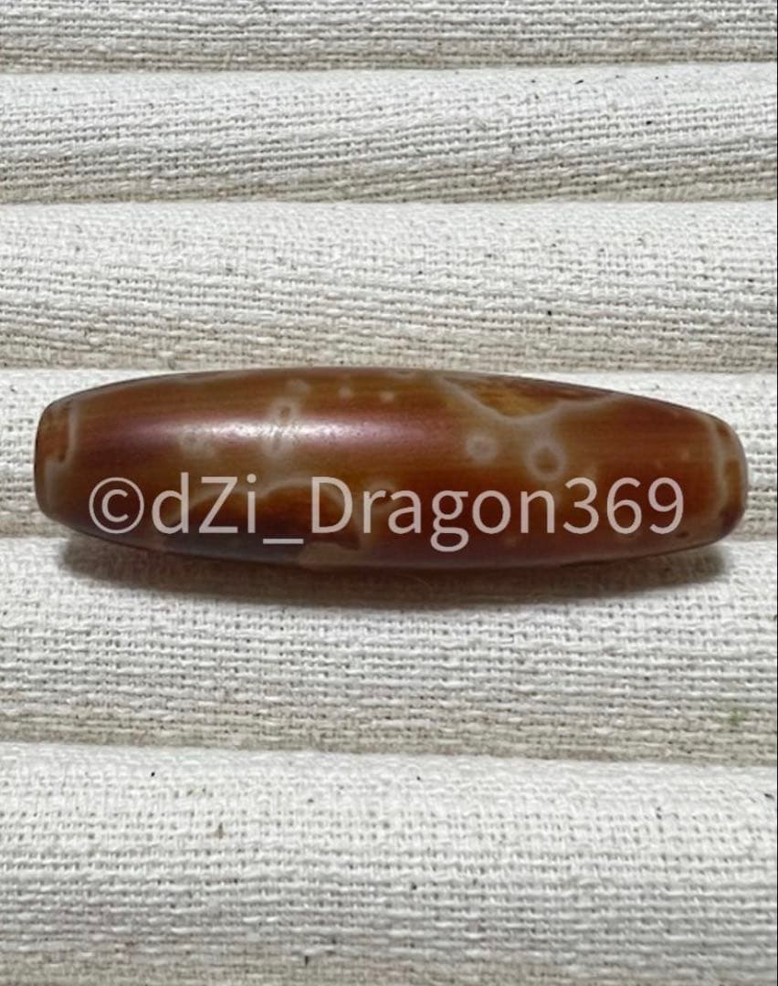 dZi beadsジービーズ 西蔵 珍しい雰囲気と幻想的な紋様の如意天珠