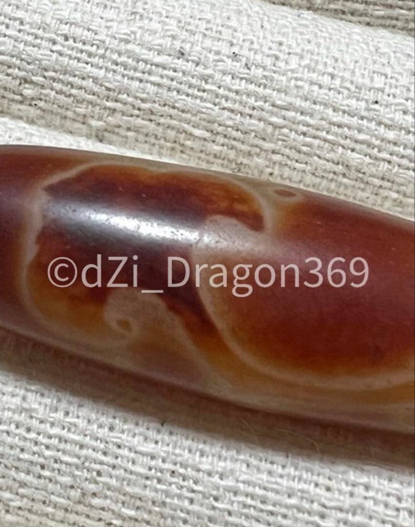 dZi beadsジービーズ 西蔵 珍しい雰囲気と幻想的な紋様の如意天珠