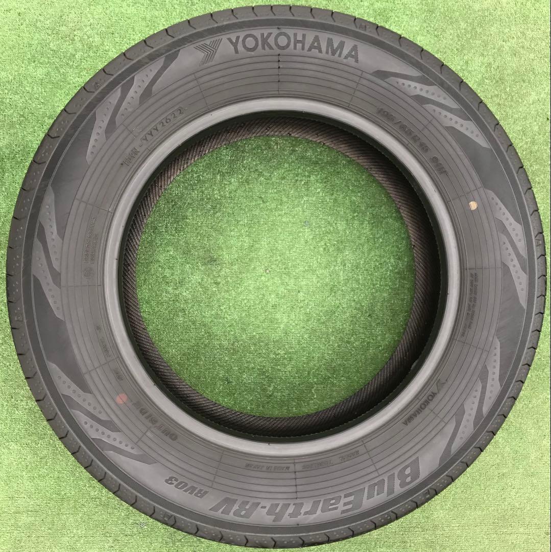 195/65 R15 YOKOHAMA BluEarth RV03ラジアルタイヤ