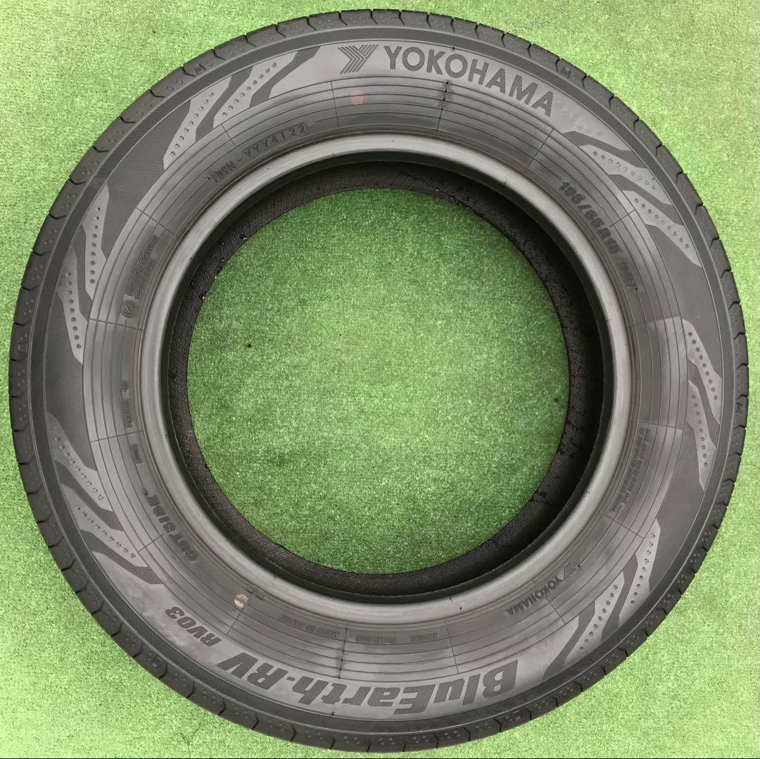 195/65 R15 YOKOHAMA BluEarth RV03ラジアルタイヤ