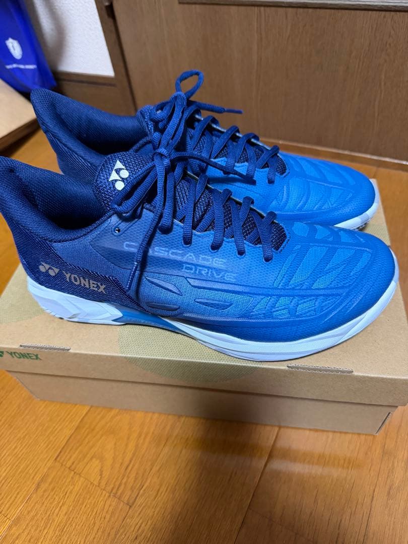 YONEX カスケードドライブ 27.5cm