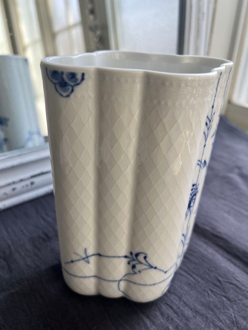 ロイヤルコペンハーゲン　ブルーパルメッテ ベース
