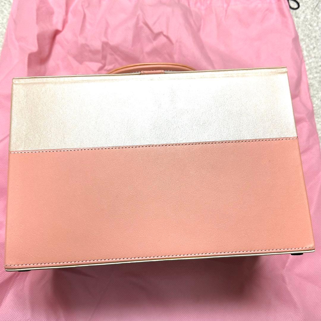 【新品】キティkitty⭐︎牛革 可愛い ジュエリーケース ⭐︎ロジエRosier