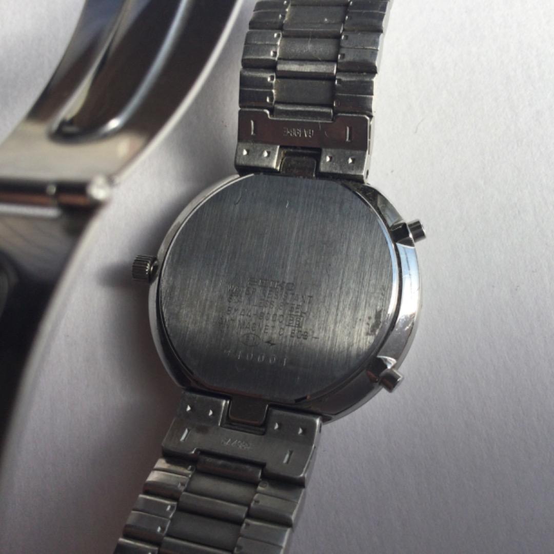 腕時計：セイコー SEIKO 100％TIME Watch
