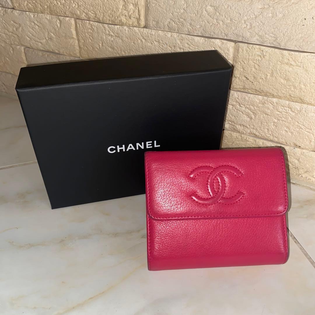 【週末限定値下げ】CHANEL シャネル 二つ折り財布 ピンク