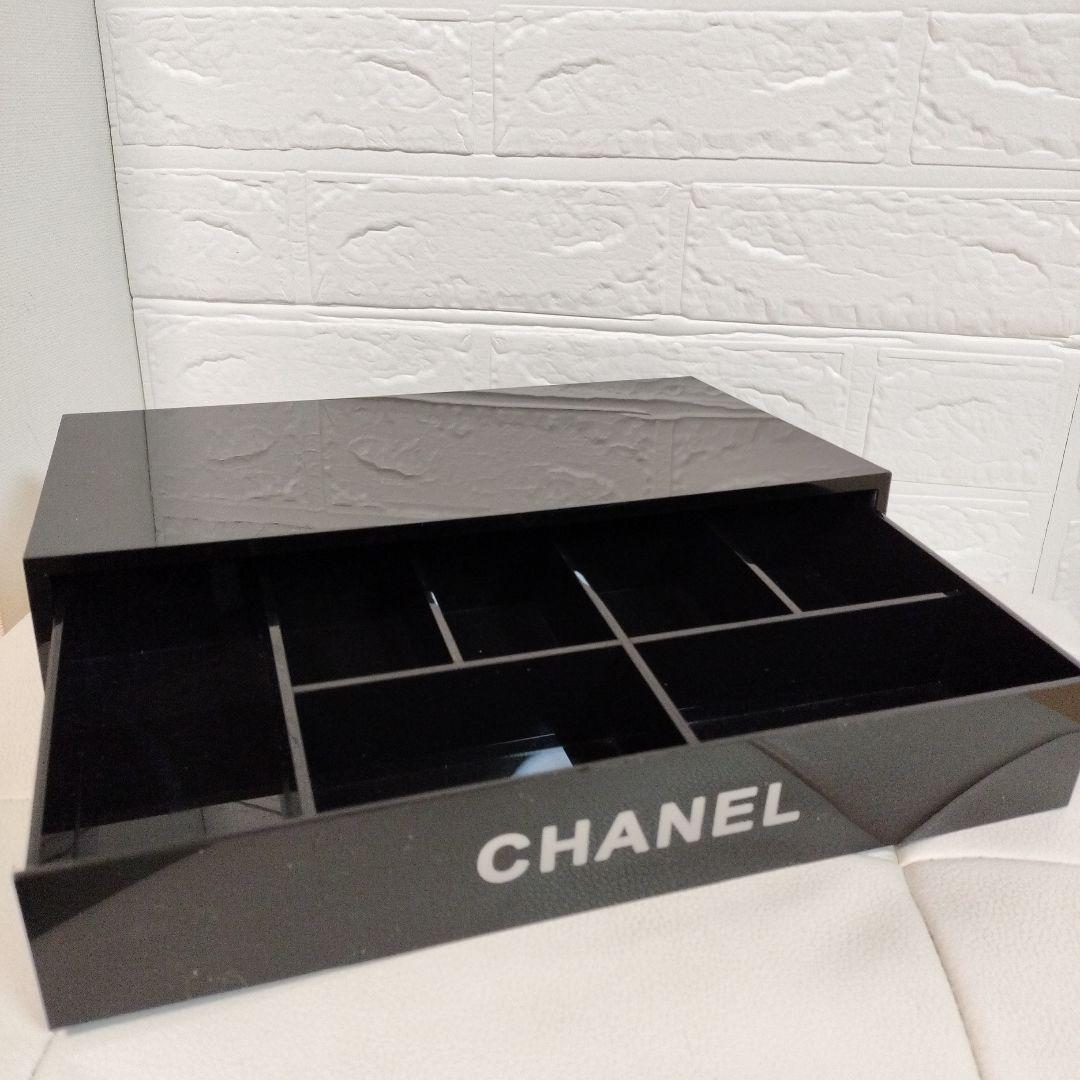 CHANELシャネル ノベルティ 引き出し式 小物入れ 　アクセサリーケース美品