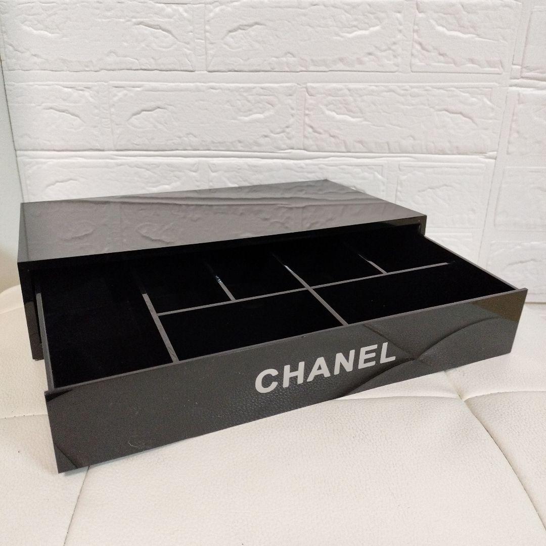 CHANELシャネル ノベルティ 引き出し式 小物入れ 　アクセサリーケース美品