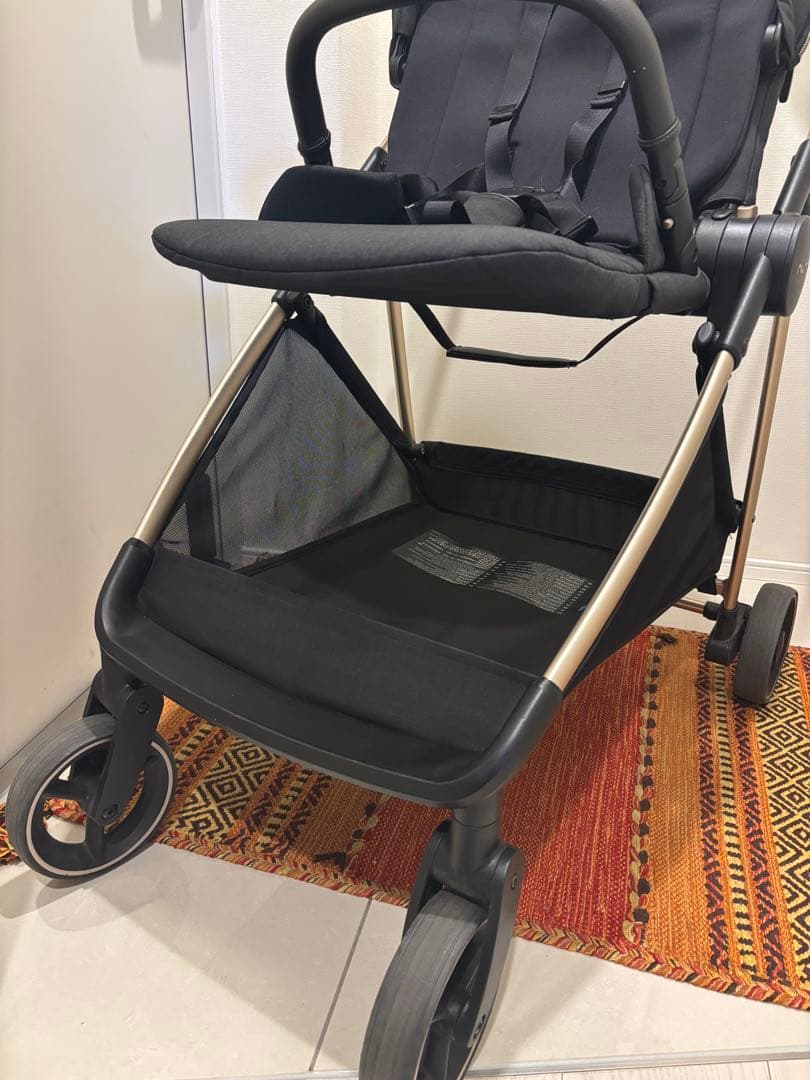 NUNA ixxa ベビーカー リベテッドローズ【廃盤】