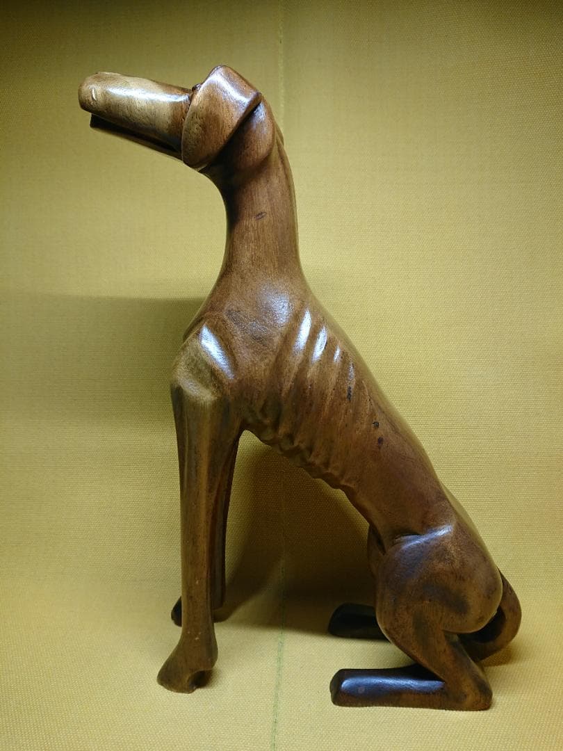 犬　木彫　グレーハウンド　オブジェ　置物　インテリア　工芸品　美術品　A2650