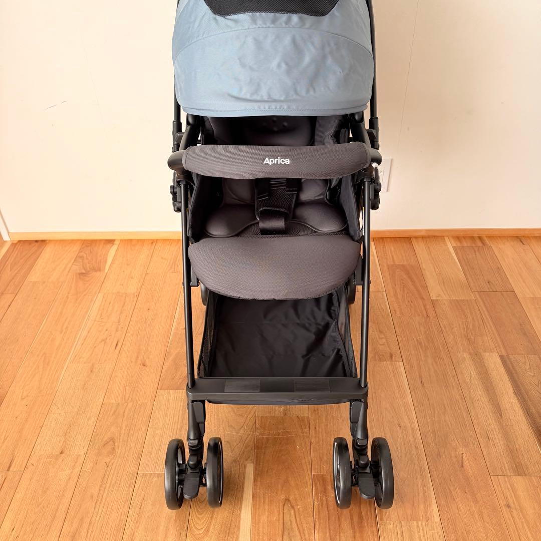 未使用級美品 2024年モデルAprica ベビーカー ラクーナエアープラス
