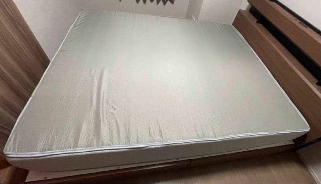koala マットレス　クイーンサイズマットレス