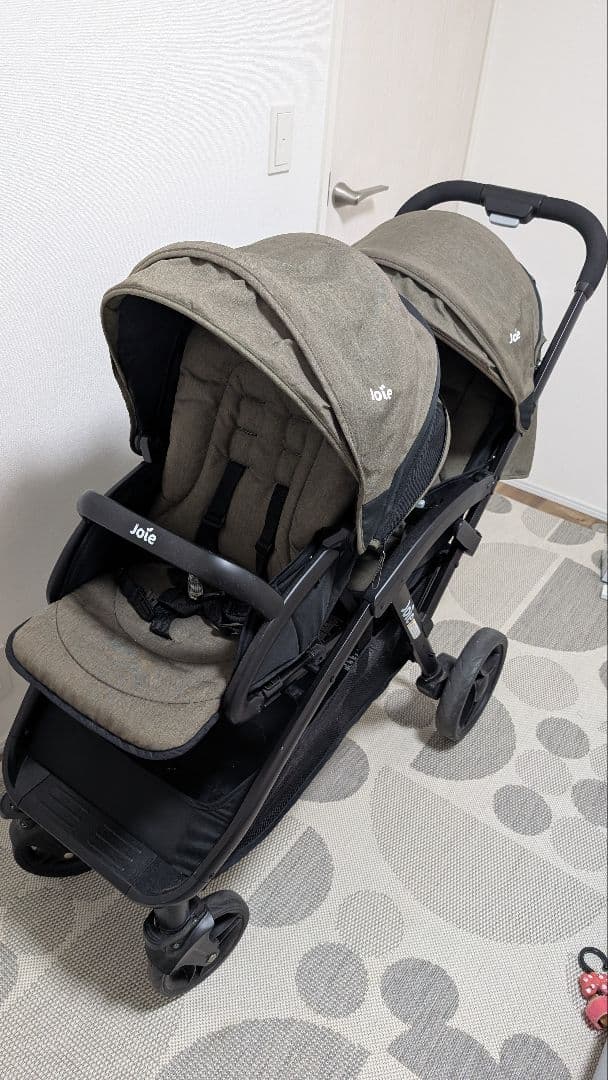 Joie 2人乗りベビーカー 美品 引取り来て頂ける方