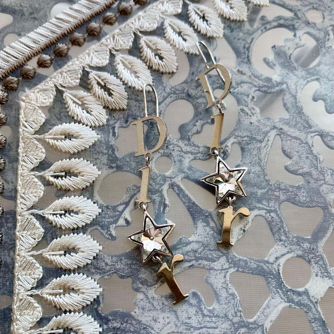 【Dior】 販売証明書付き！Diorロゴピアス