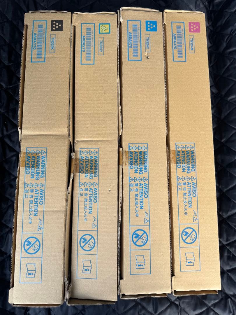 コニカミノルタ　新品　未使用トナー4色セット TN-324K 、Y、C、M 各1