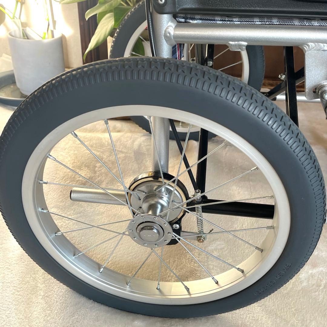日進医療器 介助式 軽量車椅子 NEO-2 (取扱説明書あり)