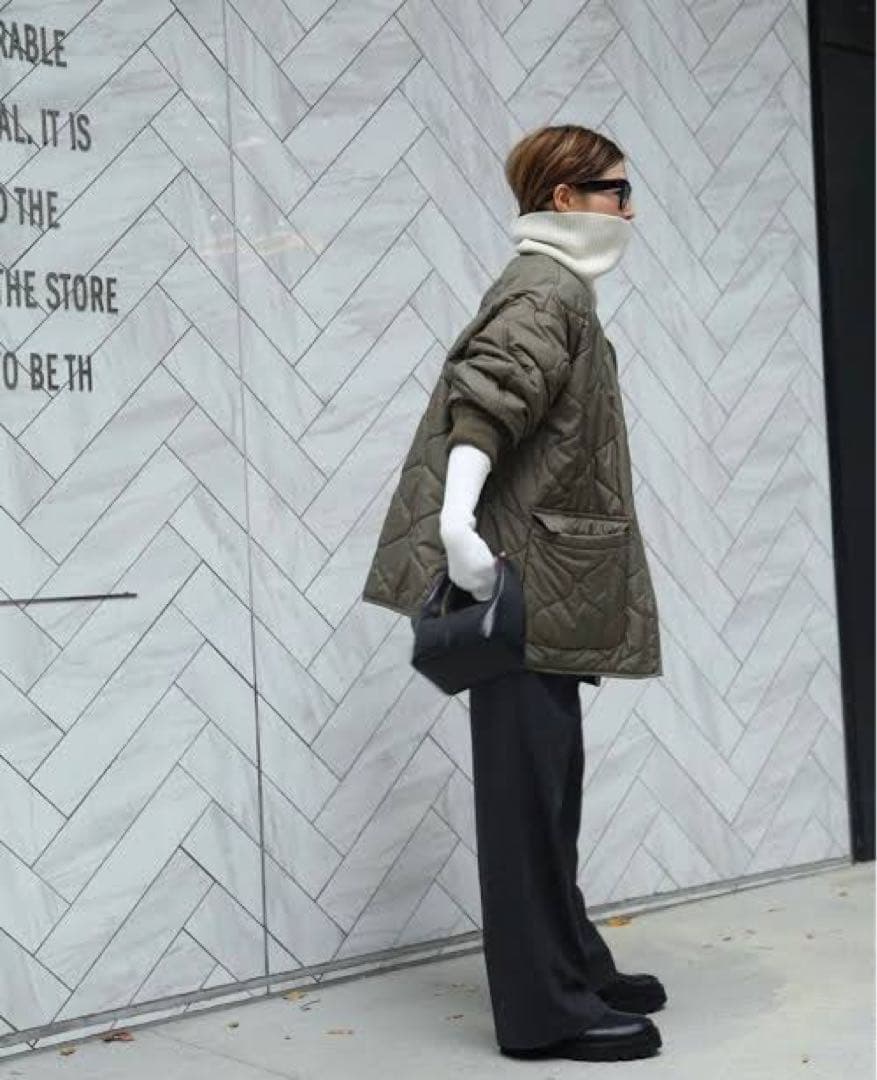 新品未使用 タグ付き CALUX QUILTED JACKET