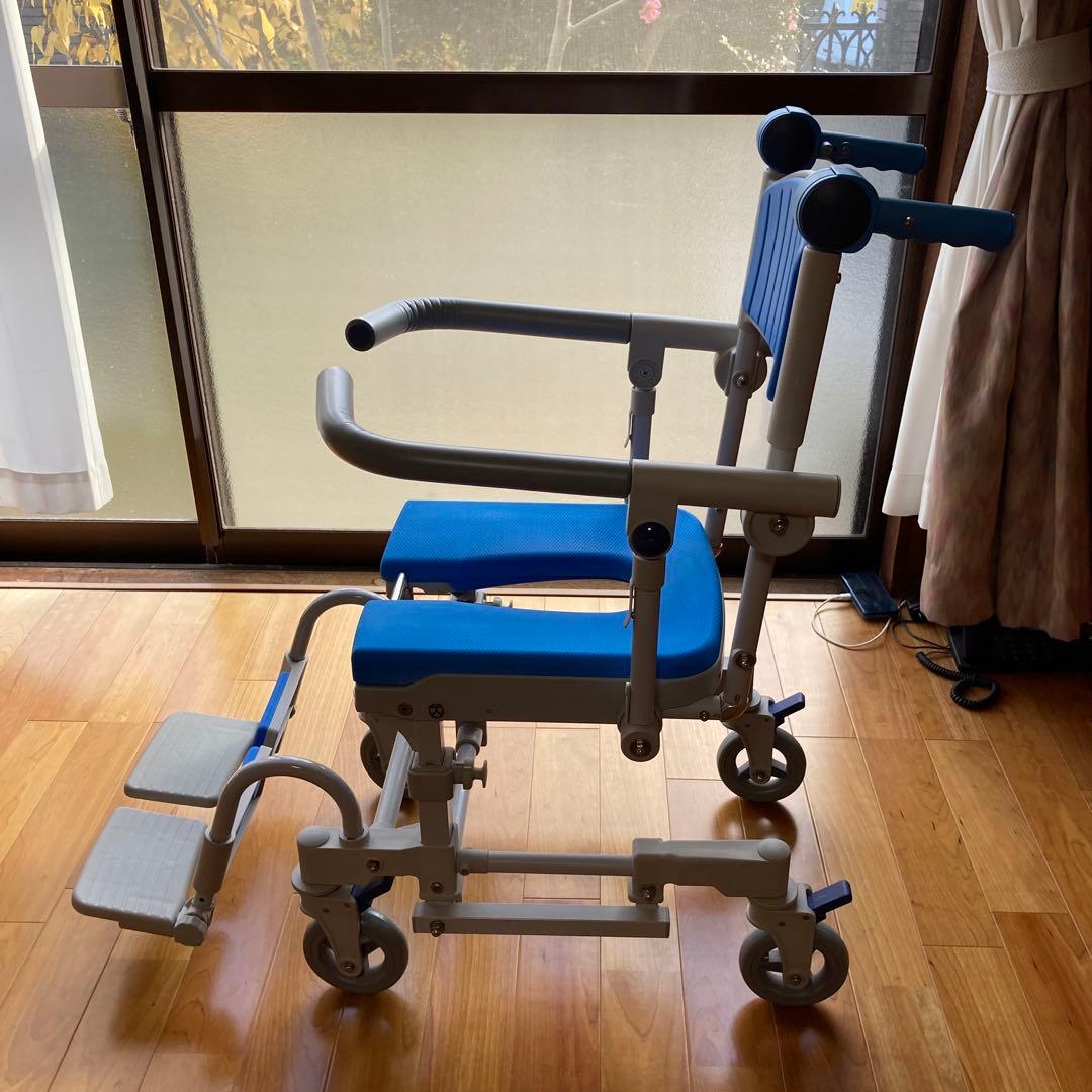 シャワー用車椅子（中古）ウチエシャトレチェアLU SAL