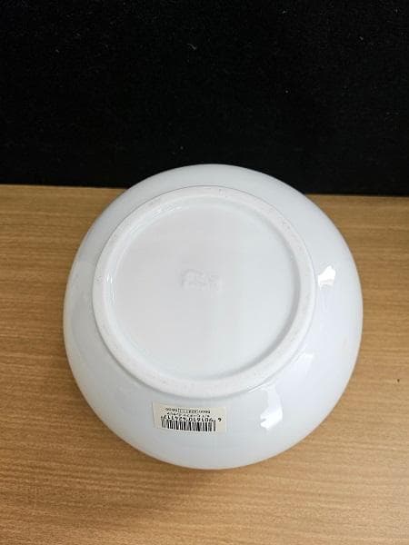 Y【未使用品】ハローキティ陶器製火鉢　フェイス型 　レア