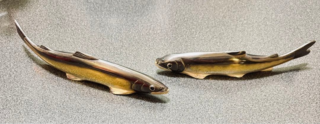 ☆鮎釣りマニア必見！高級精密金属製 鮎魚の置物 2点セット☆