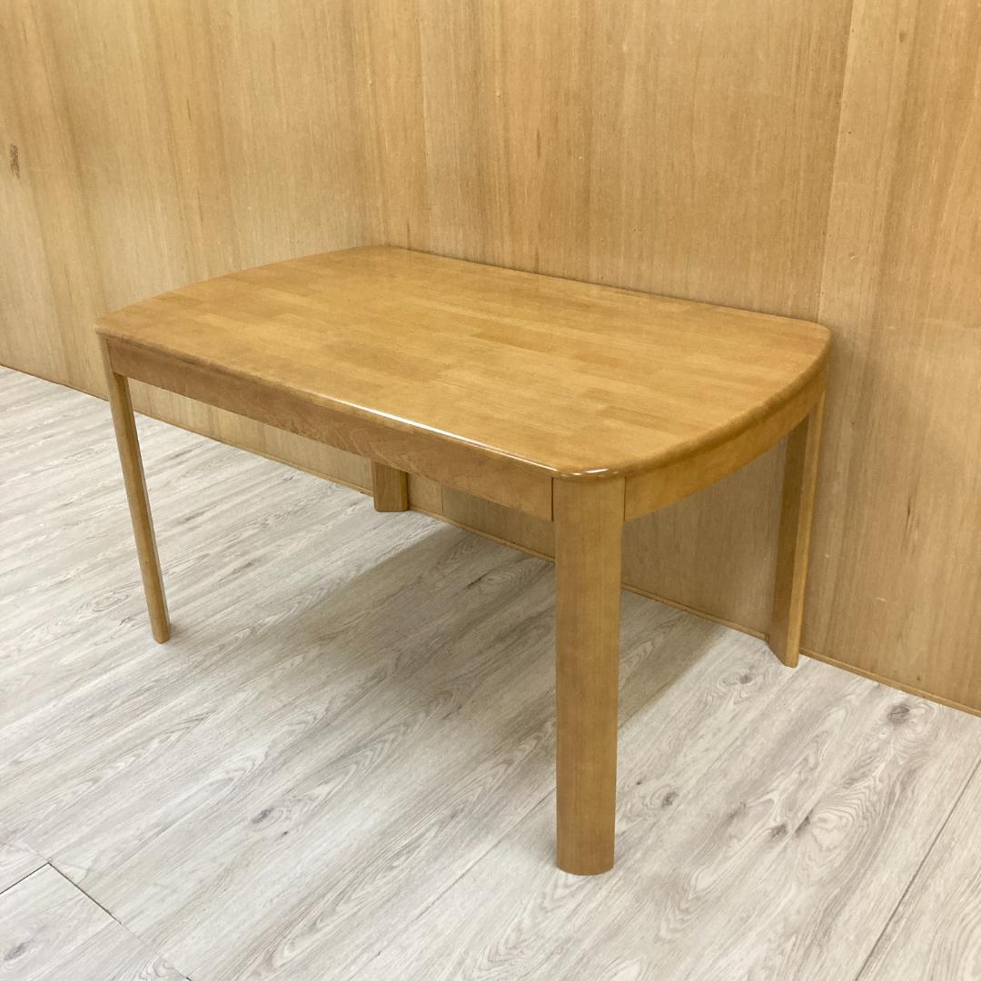 【カリモク】ダイニングテーブル　食卓　ナチュラル