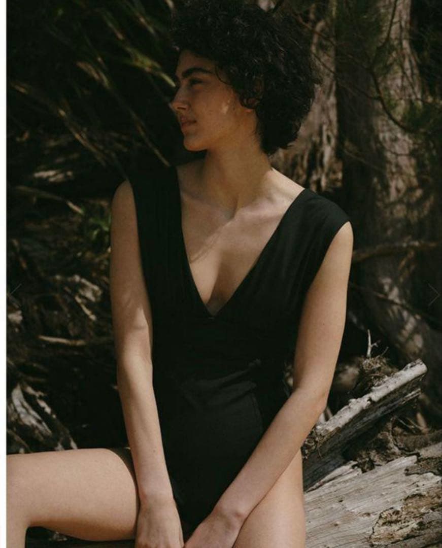 etretokyo alexiastam ワンピース水着