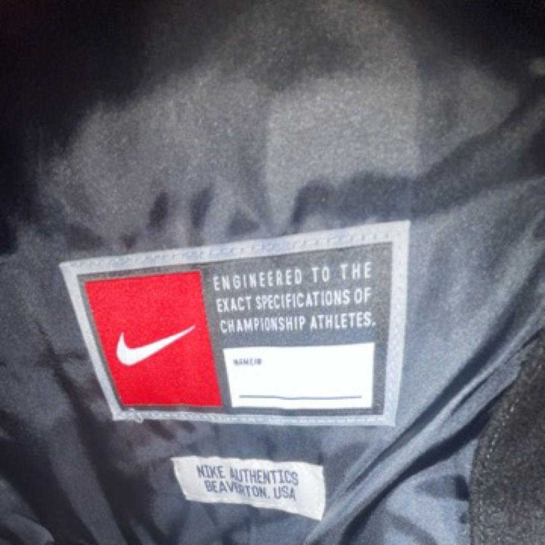 こ*ん様 Nike ボンバージャケット ブラック