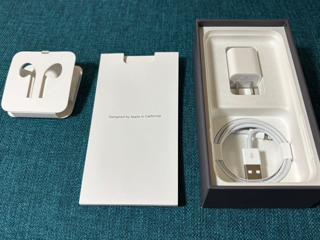 Apple iPhone8 スペースグレイ 【128GB】