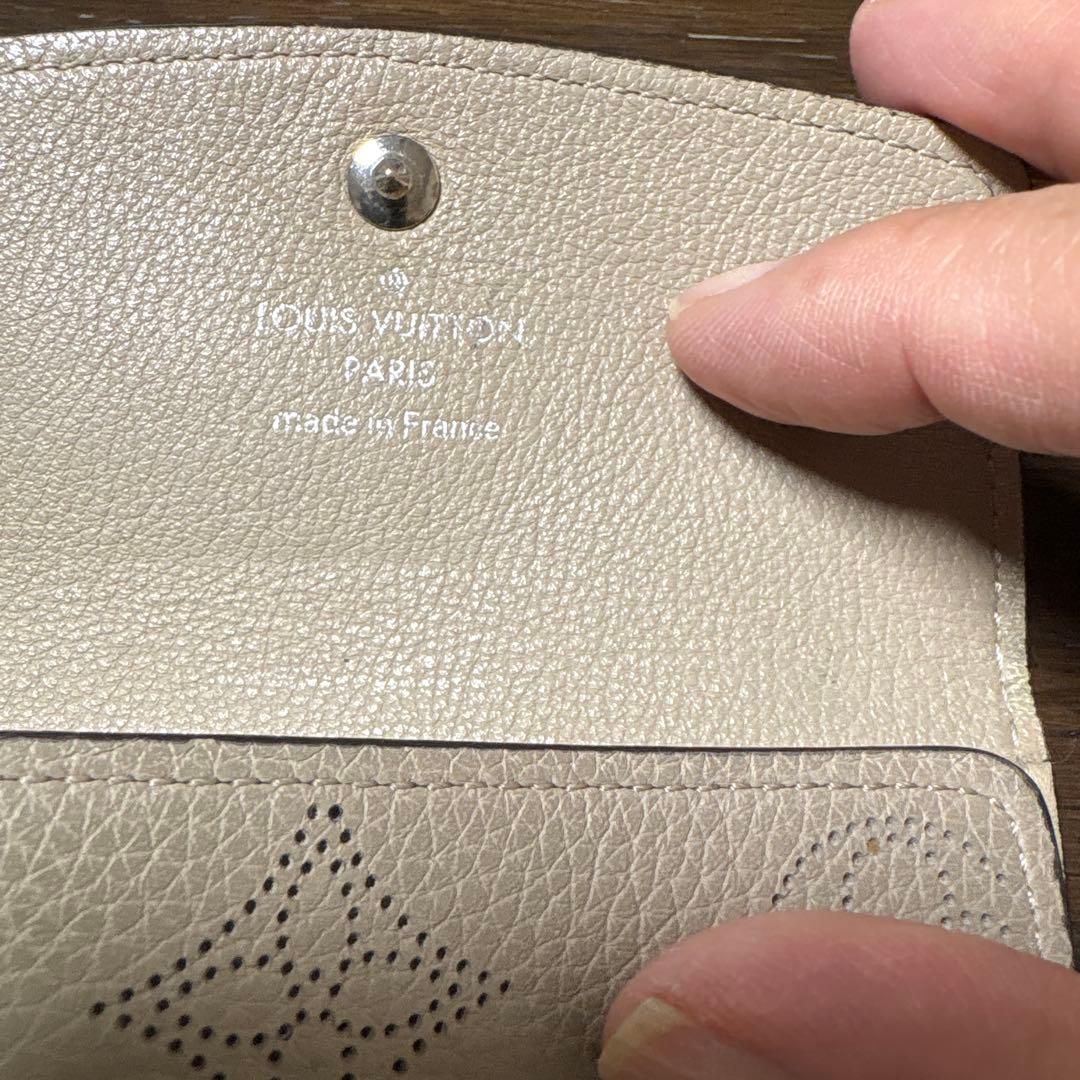 LOUIS VUITTON ベージュ レザー キーケース