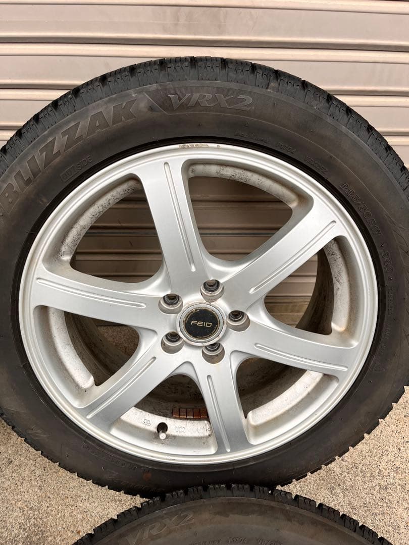 225/50R17 スタッドレスタイヤ ブリヂストン VRX2 17インチ