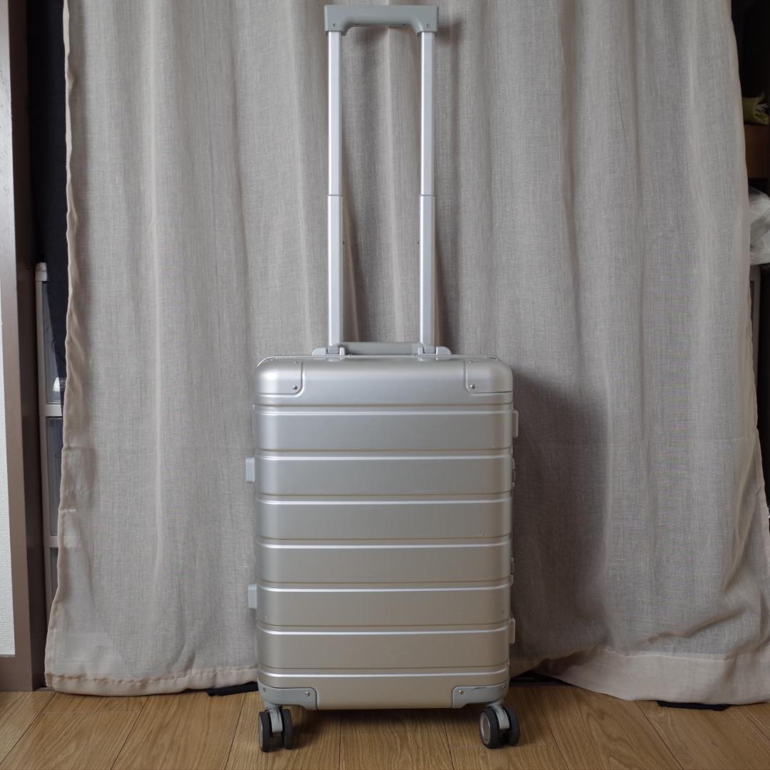 アルミシルバースーツケース　機内持ち込みサイズ　３１L　Xiaomi シャオミ
