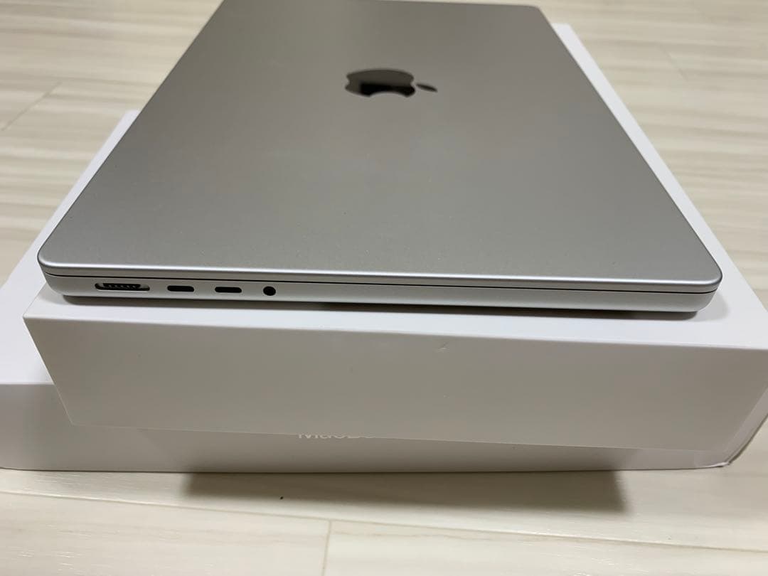 MacBook本体 Apple MacBook Pro 14 M2Pro USKey 512GB