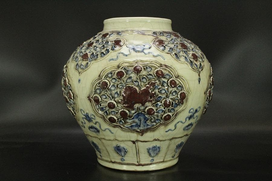 中国美術 纏枝蓮花貼 装飾 壷 高32cm(ZE729)