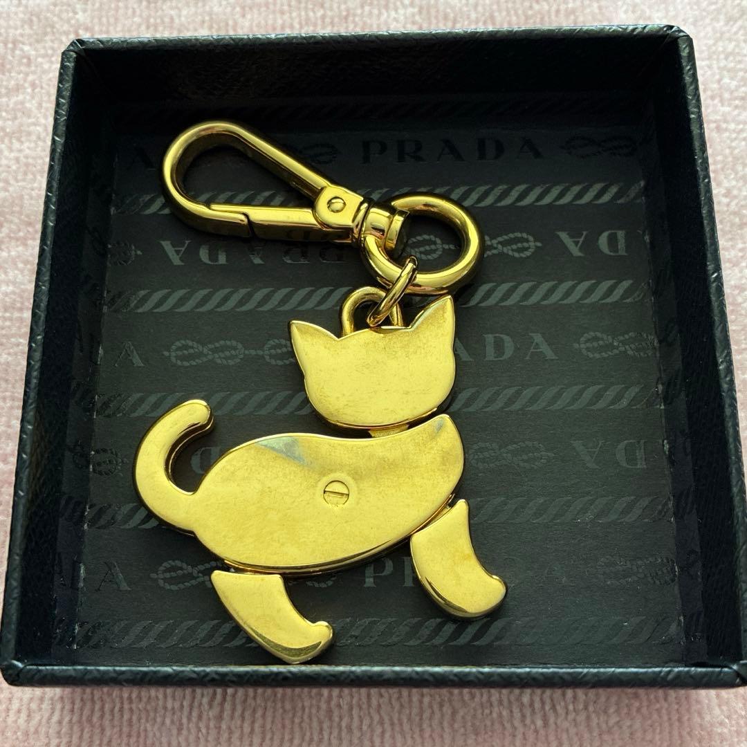 PRADA プラダ猫型キーリング　キーホルダー　チャーム