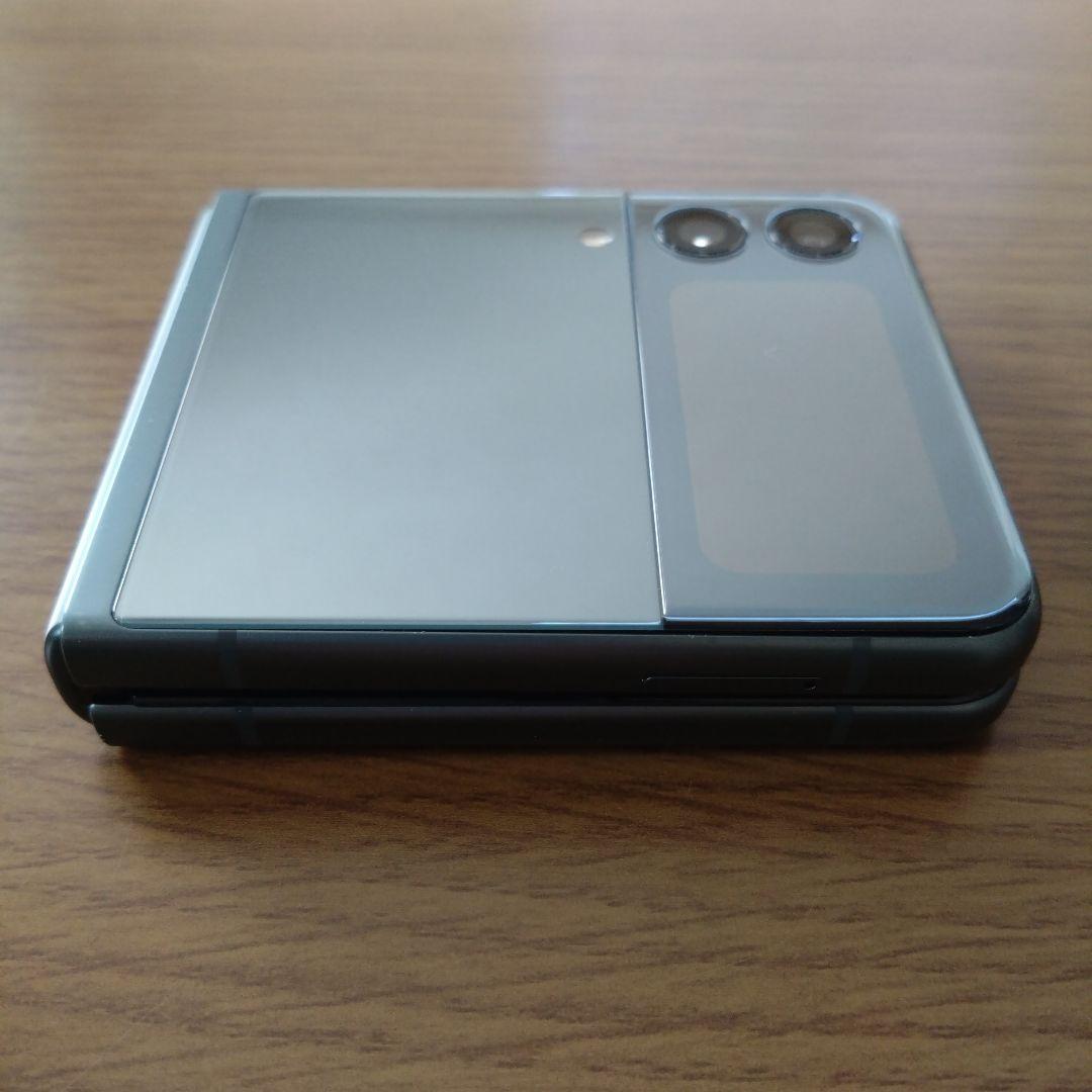 Samsung Galaxy Z Flip3 256GB グリーン