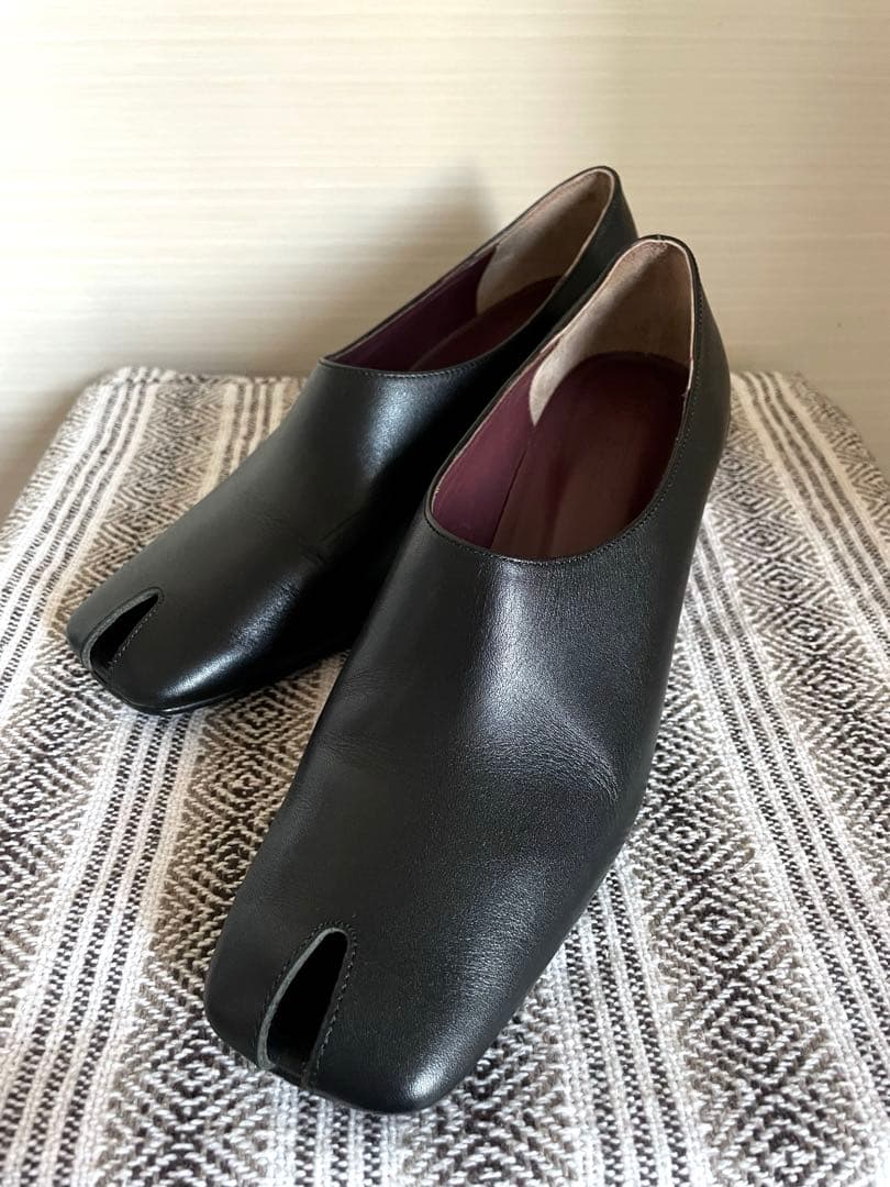 超美品！JANE SMITH 黒レザーオープントゥ ヒールパンプス 37