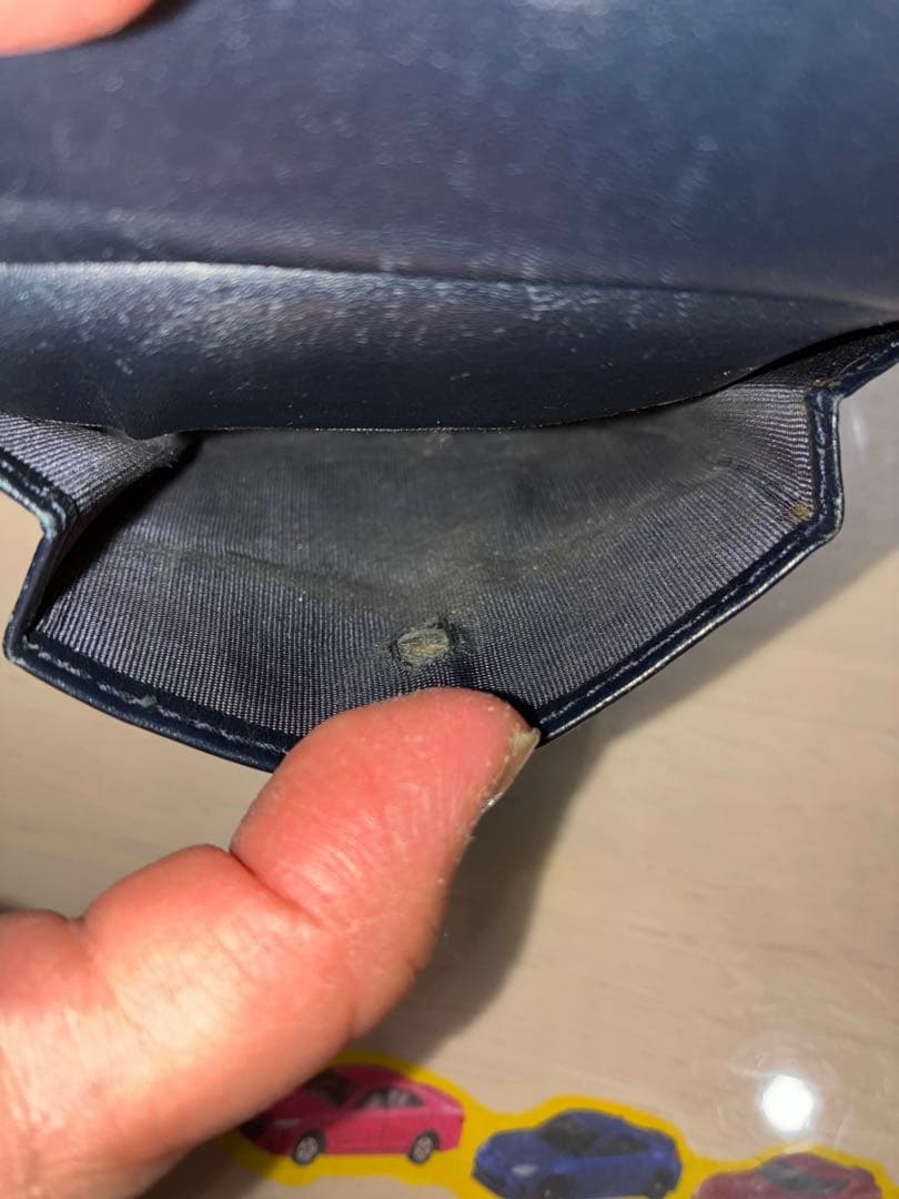 ★GUCCI ネイビー　二つ折り財布　グッチ