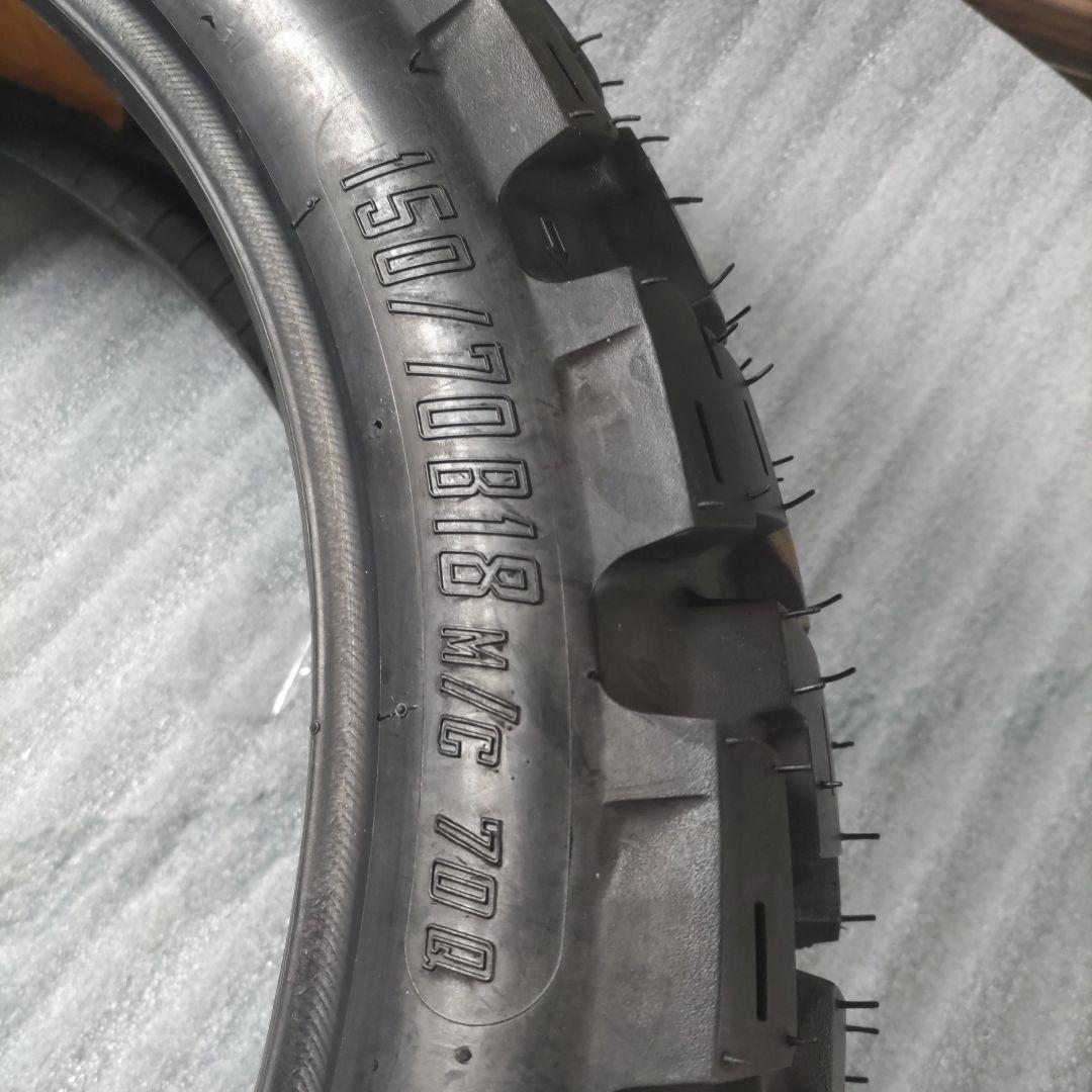 バイク　　タイヤ 150/70B18