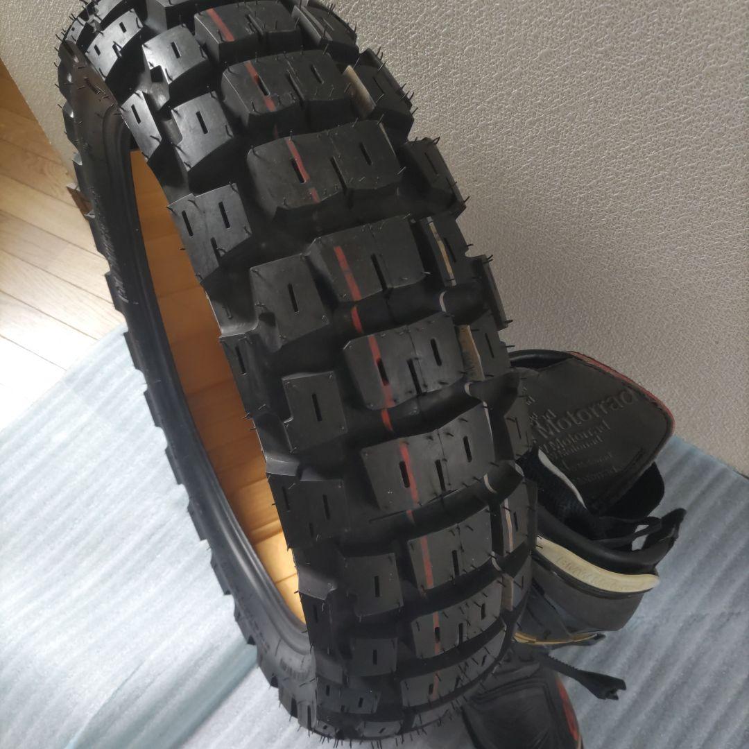バイク　　タイヤ 150/70B18