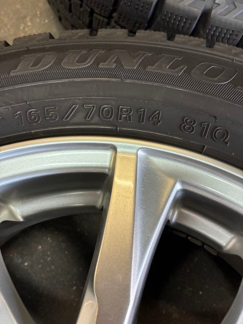 旧アクア、旧パッソ、旧ヴィッツに❗️165/70R14スタッドレスセット❗️