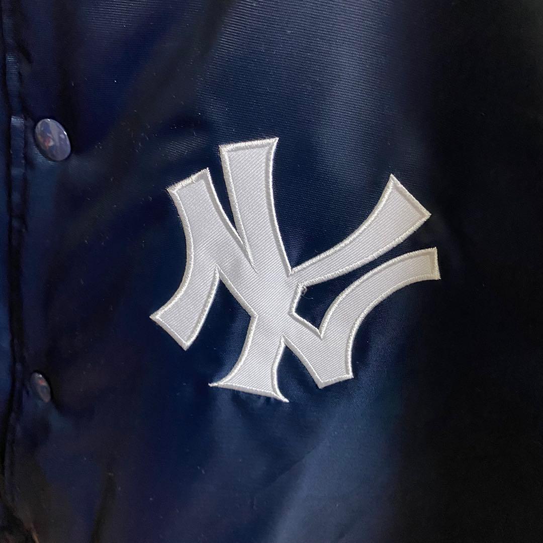 【未使用タグ付】MLB ヤンキース　総刺繍ロゴベンチコート