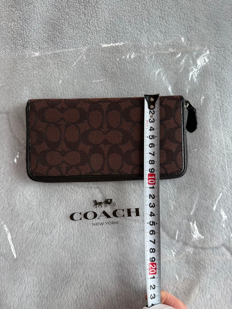 COACH ロゴパターン 長財布　新品未使用