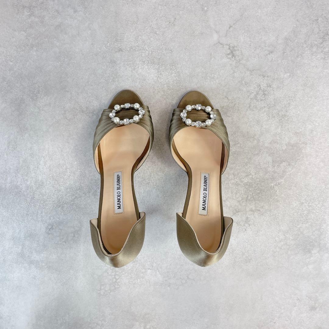 MANOLO BLAHNIK マノロブラニク　サテン　パンプス