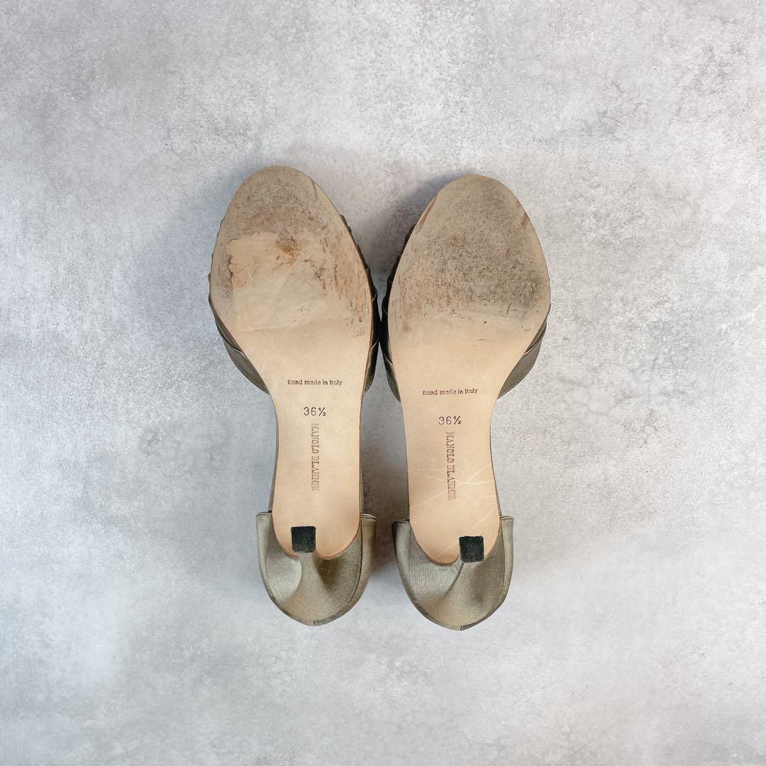 MANOLO BLAHNIK マノロブラニク　サテン　パンプス