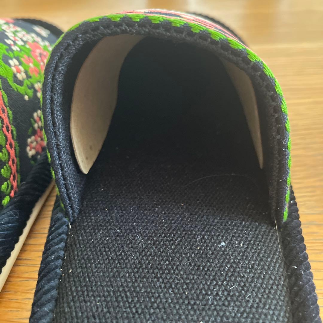 久家美智子　刺繍　スリッパ　スクラッチバック　がま口小物入れ
