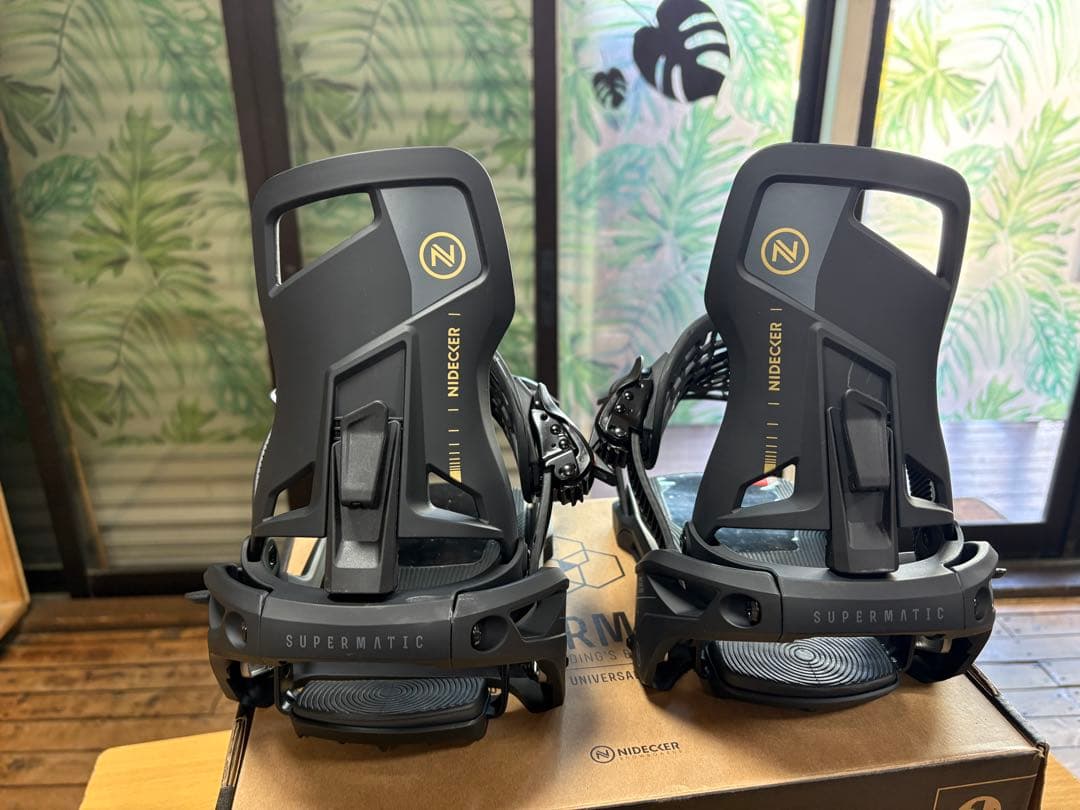 NIDECKERバインディング新品