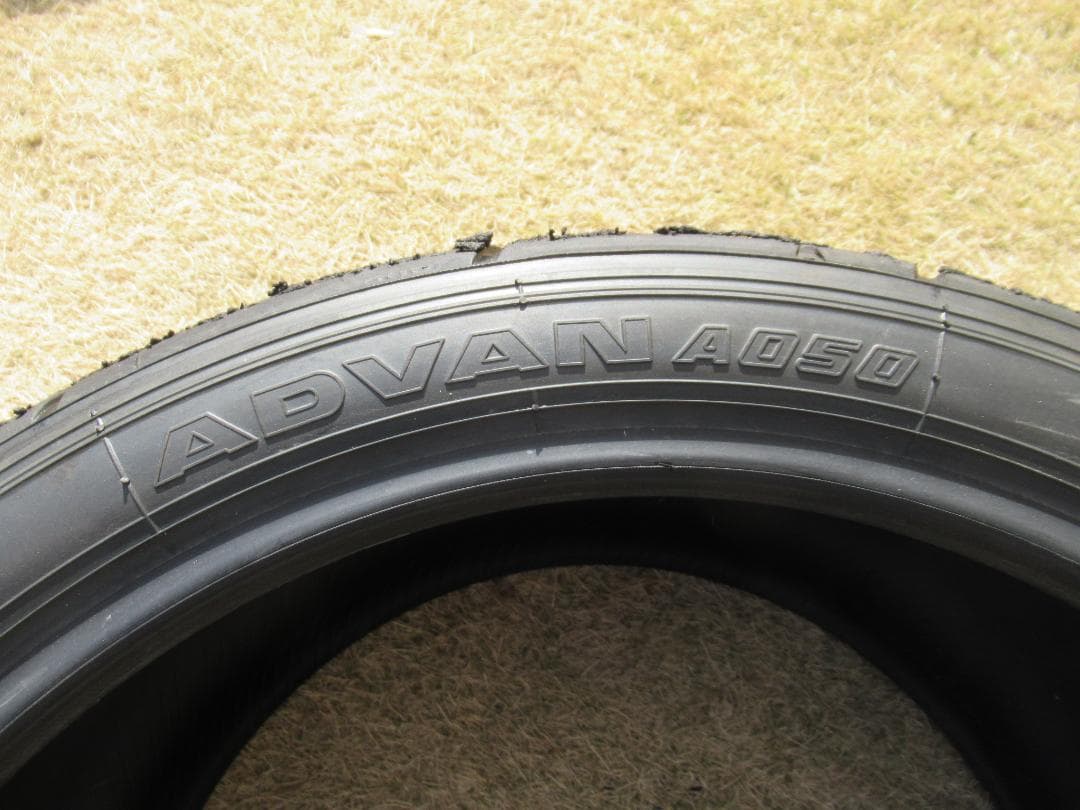 ☆送料無料 室内保管☆A050 265/35 R18インチ☆②