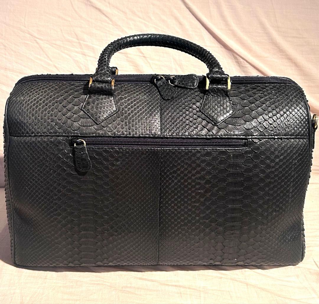 高品質　日本製　 本物ダイヤモンドパイソン 革　JRA認定 ボストンバッグ