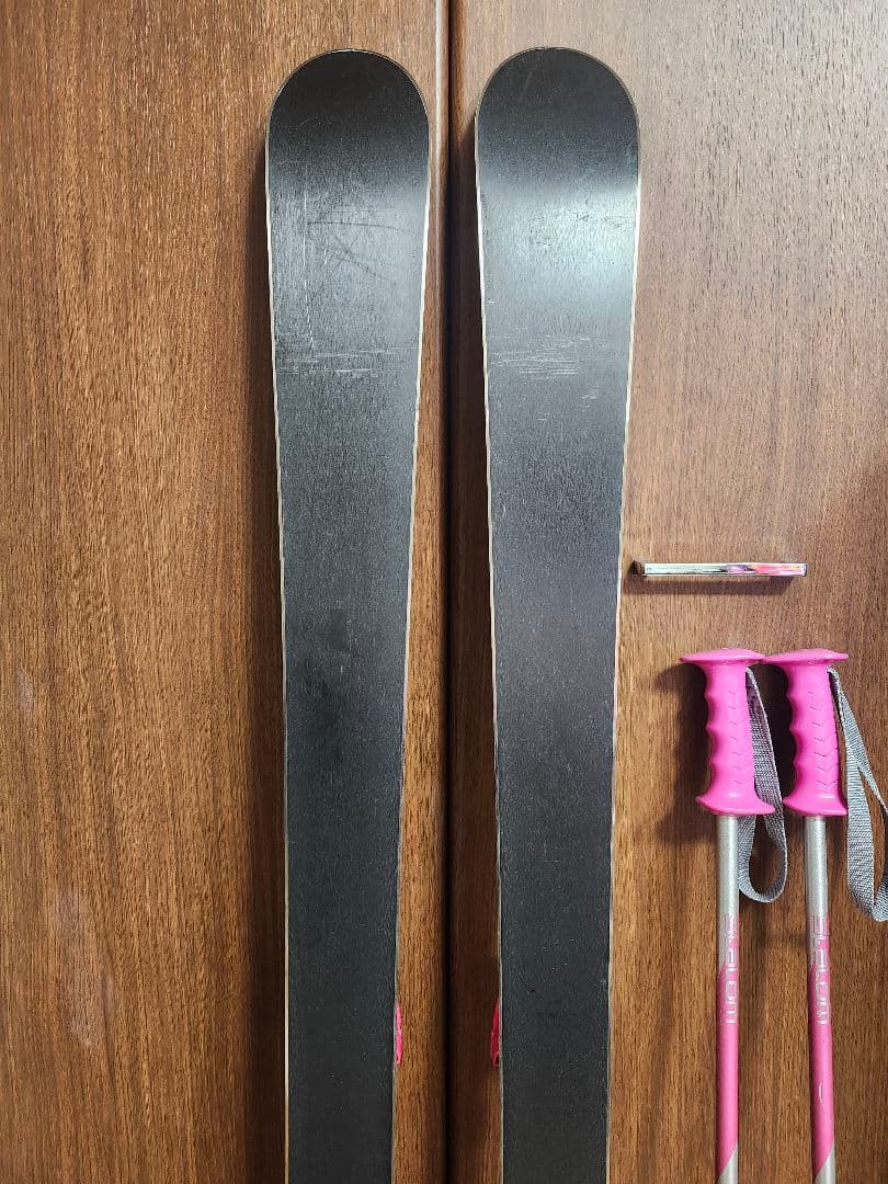 送料無料 　ジュニア用スキーセット140cm ブーツ23cm　ストック