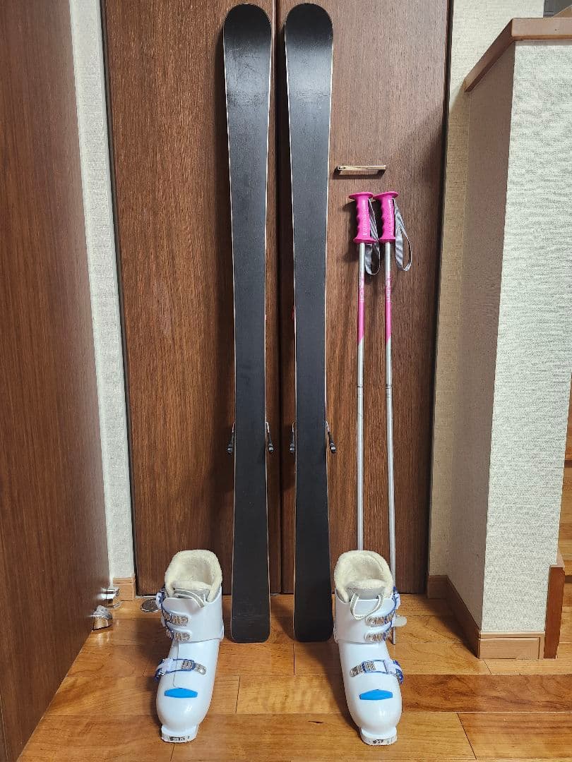 送料無料 　ジュニア用スキーセット140cm ブーツ23cm　ストック