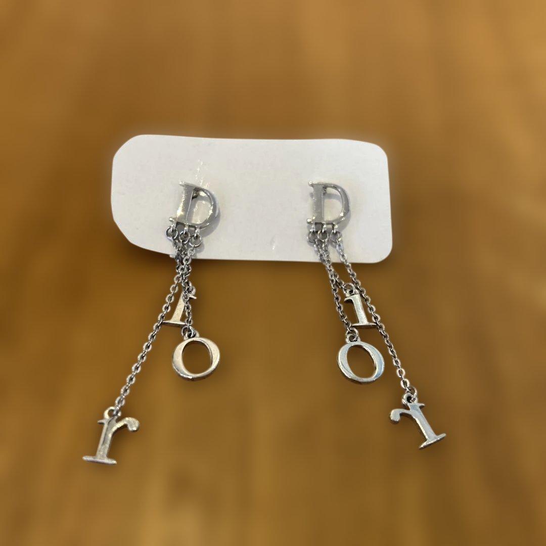 【美品】 Christian Dior シルバー色 チェーン ピアス